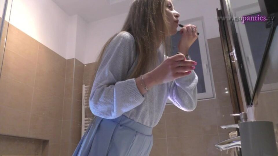 Amateur movie with dainty doxy from No Panties TV Free Porn Videos | BestPornHubs.